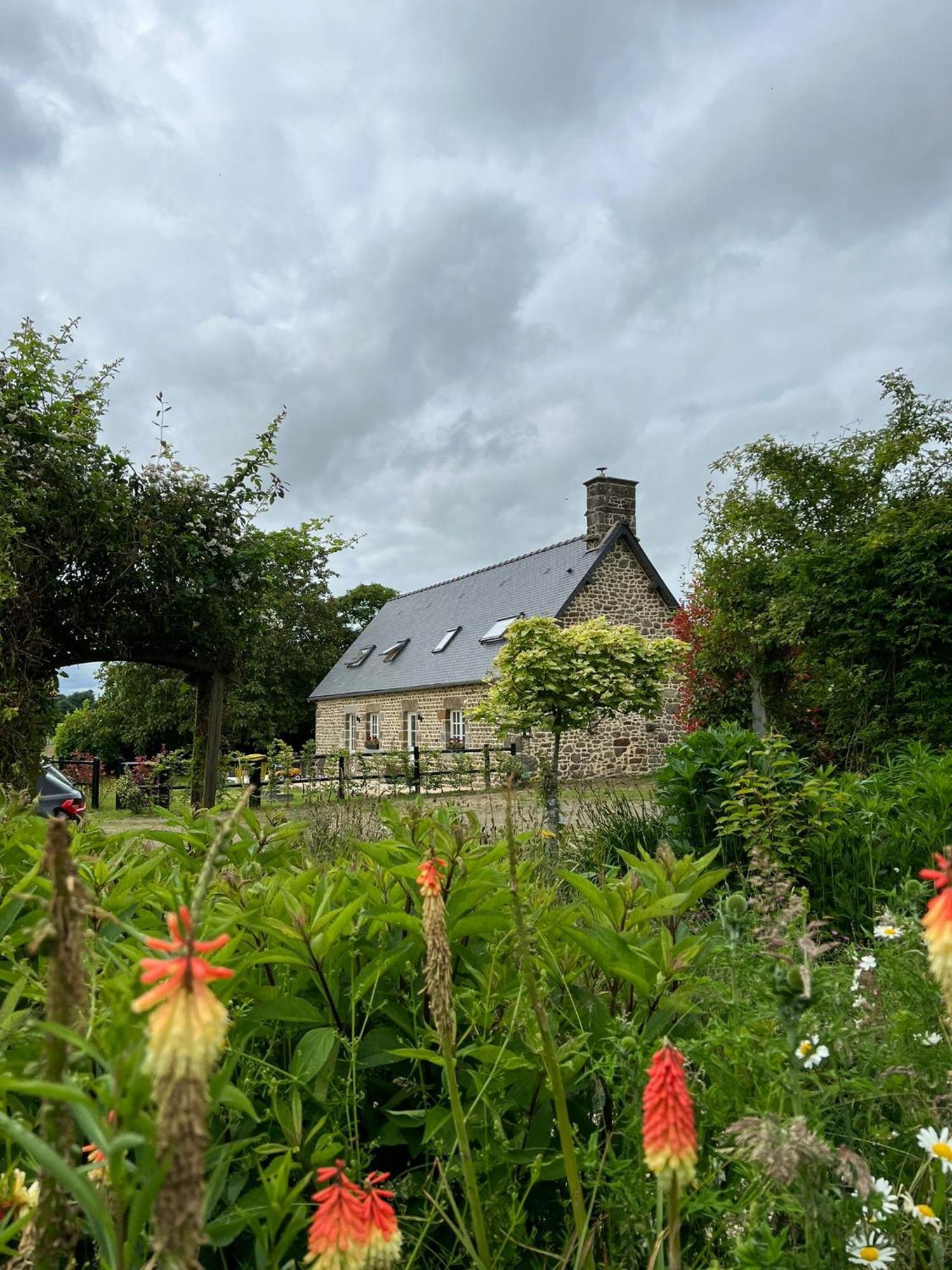 Maison De La Grange, Chaulieu Sourdeval Kültér fotó